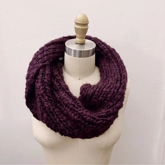 Saks Fifth Avenue Blackberry Knit Circle Scarf Metallic - Picture 5 of 5